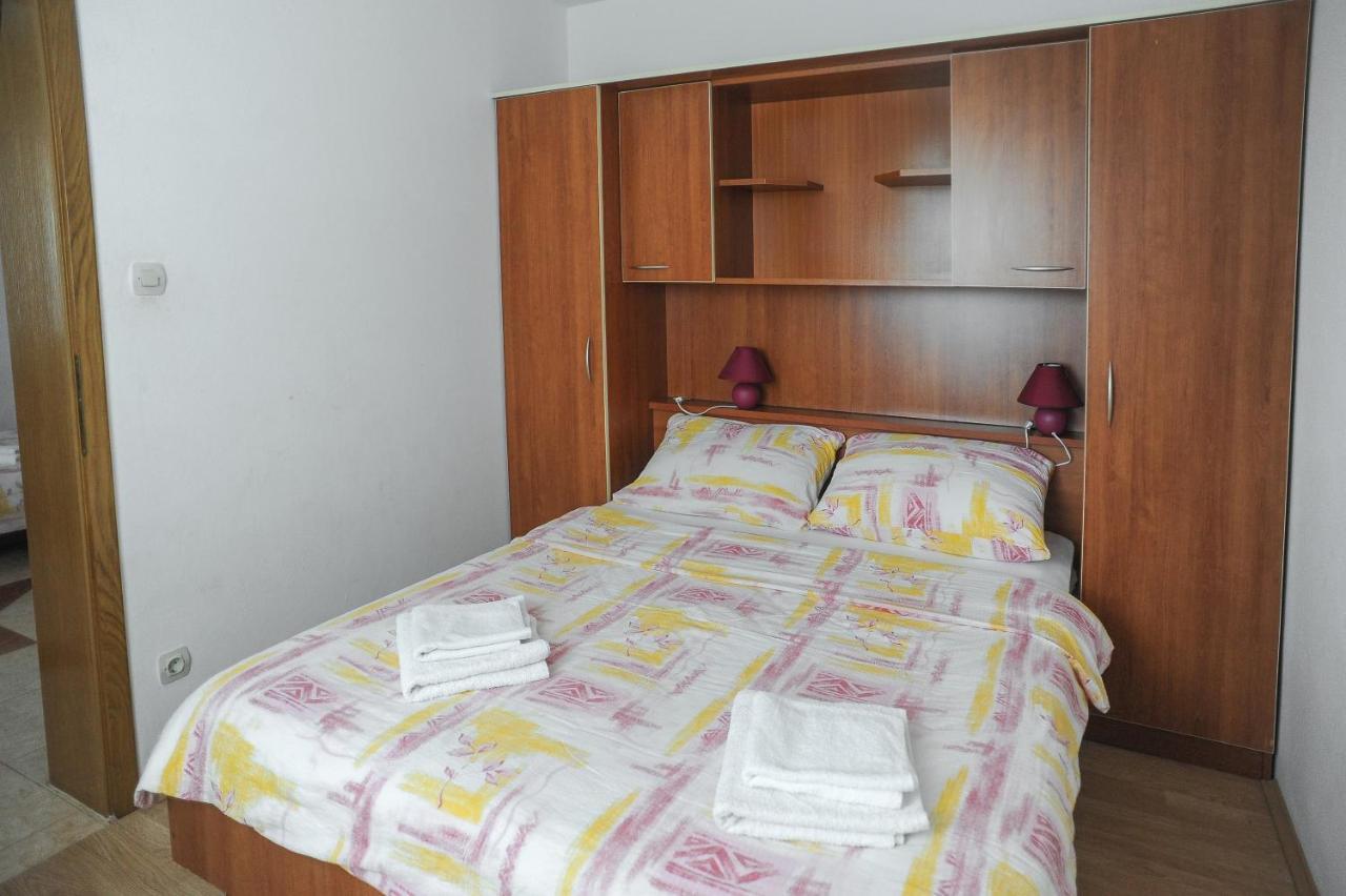 Apartmani Vila Caska Екстер'єр фото